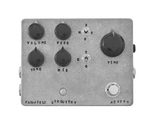 Load image into Gallery viewer, Fairfield Meet Maude Analogue Delay Pedal