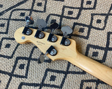 Load image into Gallery viewer, '05 Fender 60th Anniversary Jazz 5 Bass - Natural w/ OHSC