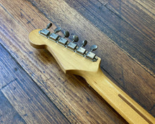 Load image into Gallery viewer, 25.5" Fender Aerodyne Strat with Gig Bag