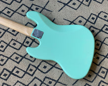 Load image into Gallery viewer, Fender American Performer Jazz Bass