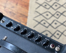 Load image into Gallery viewer, Fender Blues Junior III