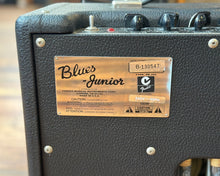 Load image into Gallery viewer, '01 Fender Blues Junior w/ Celestion Greenback - Made in USA