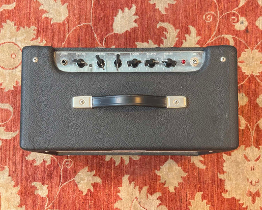 Fender Blues Junior 15 Watt 1x12" Guitar Amplifier Loaded with Celestion Blue Alnico 12
