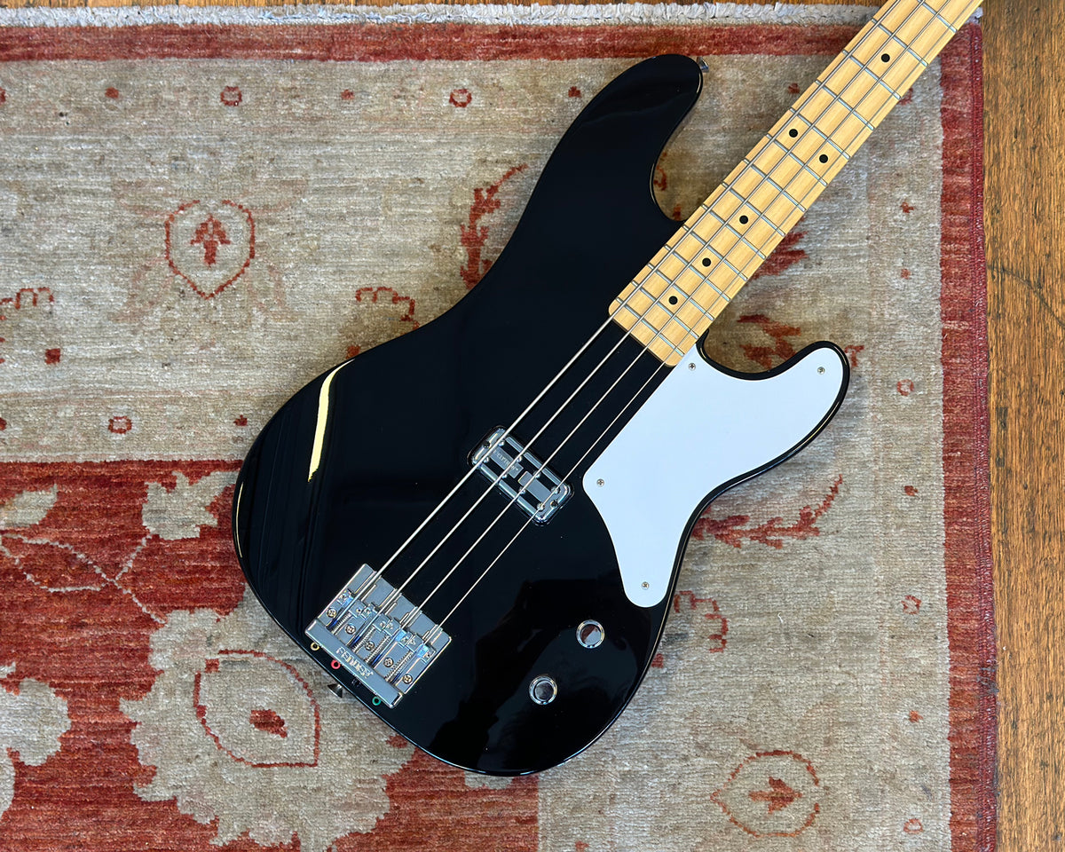 2013 Fender Cabronita Precision Bass - Tuxedo Black – Found Sound