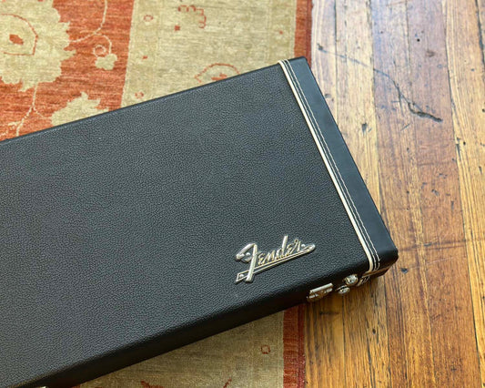 Fender Classic Series Wood Case - Strat/Tele