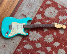 Load image into Gallery viewer, 2002 Fender Custom Shop 1960 Stratocaster Relic