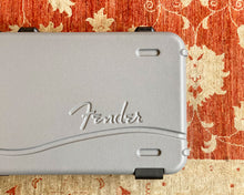 Load image into Gallery viewer, Fender Deluxe Molded Strat/Tele Case - Silver/Blue
