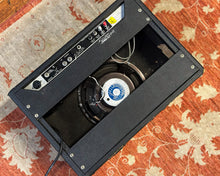 Load image into Gallery viewer, 1978 Fender Deluxe Reverb - 240v (Serviced)