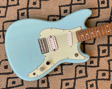 Load image into Gallery viewer, Fender Duo-Sonic HS - Daphne Blue