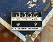 Load image into Gallery viewer, Original 1970s Fender Blender