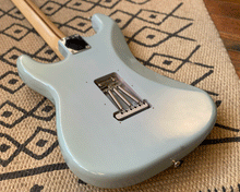 Load image into Gallery viewer, '06 Fender Highway One Stratocaster - Daphne Blue w/ Case