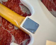 Load image into Gallery viewer, 2000 Fender JB62 Jazz Bass Modified Active - Crafted in Japan