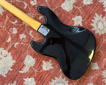 Load image into Gallery viewer, 1987 Fender JB62 Jazz Bass