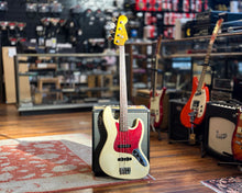 Load image into Gallery viewer, CIJ Fender Jazz Bass '62 Reissue (1997-2000)
