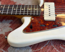 Load image into Gallery viewer, 1962 Pre-L Series Fender Jazzmaster - Olympic White (Refin)