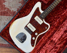 Load image into Gallery viewer, 1962 Pre-L Series Fender Jazzmaster - Olympic White (Refin)
