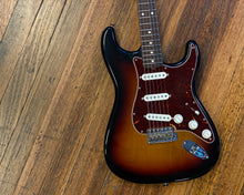 Load image into Gallery viewer, '07 Fender John Mayer Stratocaster - Big Dippers! w/ InCase Bag