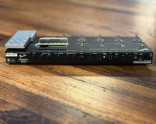 Load image into Gallery viewer, Fender Mustang Floor Multi-Effects Pedal