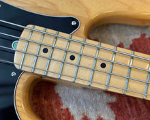 Load image into Gallery viewer, 1976 Fender Precision Bass (Natural) - Modded w/ OHSC (4.42kg)