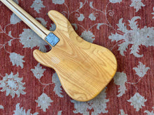 Load image into Gallery viewer, 1976 Fender Precision Bass (Natural) - Modded w/ OHSC (4.42kg)