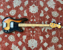 Load image into Gallery viewer, 1979 Fender Precision Bass (4.45kg)