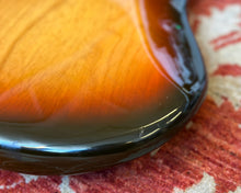 Load image into Gallery viewer, 1979 Fender Precision Bass (4.45kg)