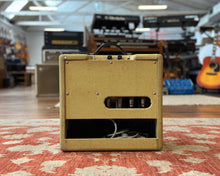 Load image into Gallery viewer, Fender Pro Junior