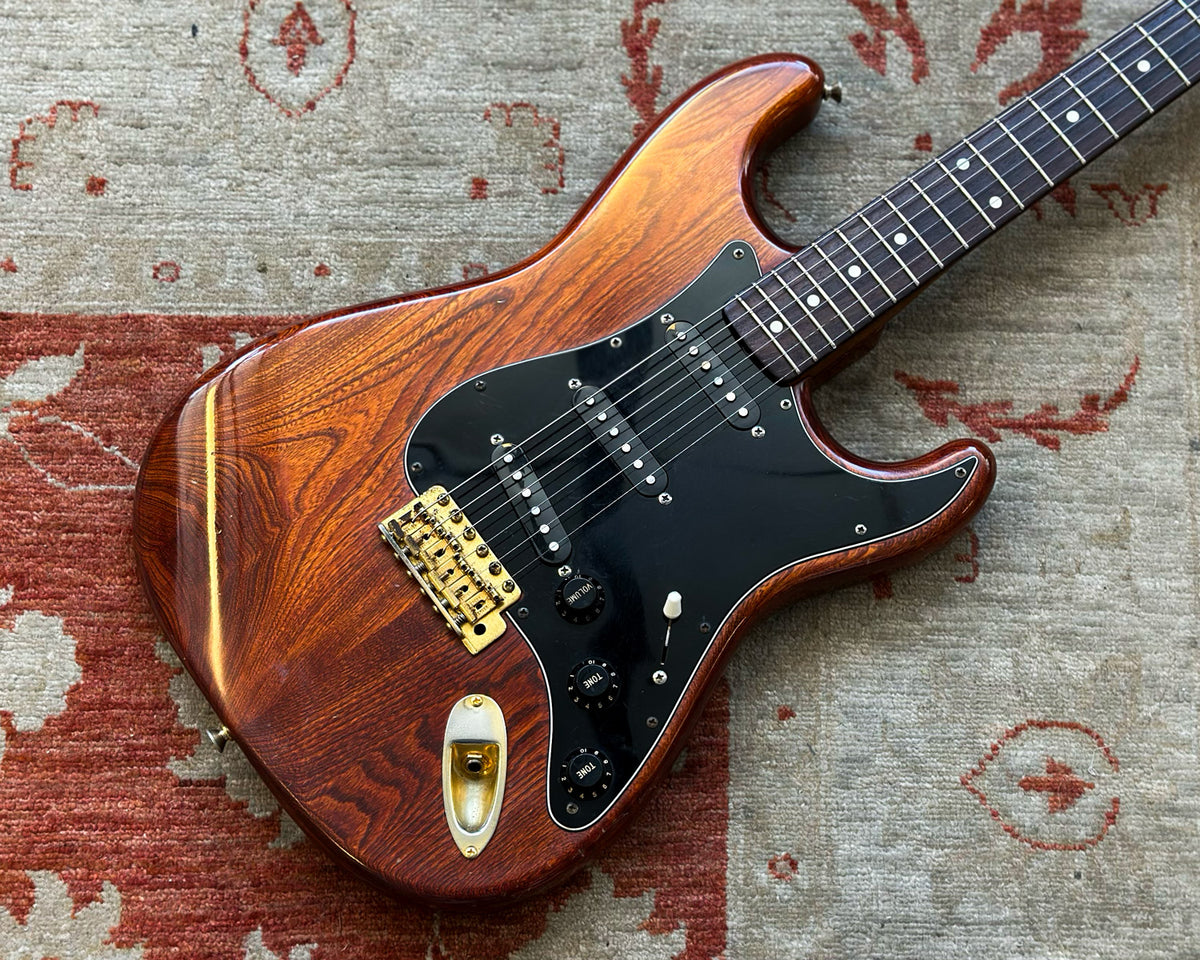 1994 Fender ST62-115WAL Stratocaster - '62 Reissue - Walnut