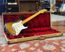 Load image into Gallery viewer, Fender Stories Collection Eric Johnson 1954 'Virginia' Stratocaster w/OHSC