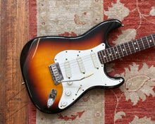 Load image into Gallery viewer, Fender Stratocaster Plus - Sunburst