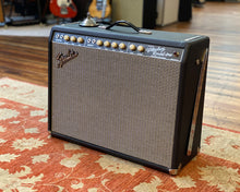 Load image into Gallery viewer, 1997 Fender Custom Shop Vibrolux Reverb-Amp
