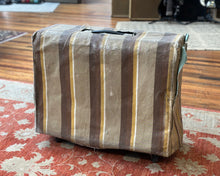 Load image into Gallery viewer, Fender Vibrosonic Reverb 100 Watt 1x15" Valve Combo