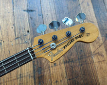 Load image into Gallery viewer, Fender Vintera II 70s Mustang Bass - Competition Orange w/ Chromes