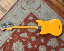 Load image into Gallery viewer, Fender Vintera II 70s Mustang Bass - Competition Orange w/ Chromes