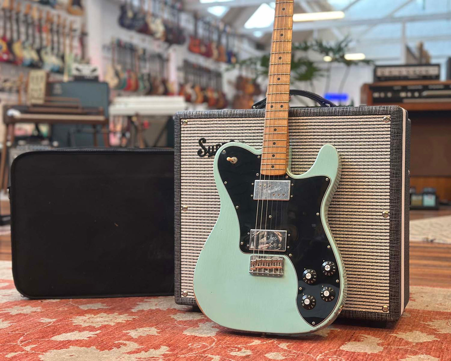 Fender Vintera Road Worn '70s Telecaster Deluxe - Daphne Blue