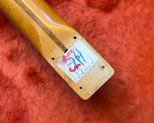 Load image into Gallery viewer, Fender '52 Telecaster 50th Anniversary - Butterscotch Blonde