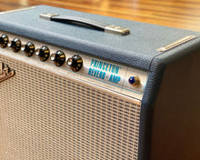 Load image into Gallery viewer, Fender Limited Edition &#39;68 Custom Princeton Reverb - Limited Edition Navy

