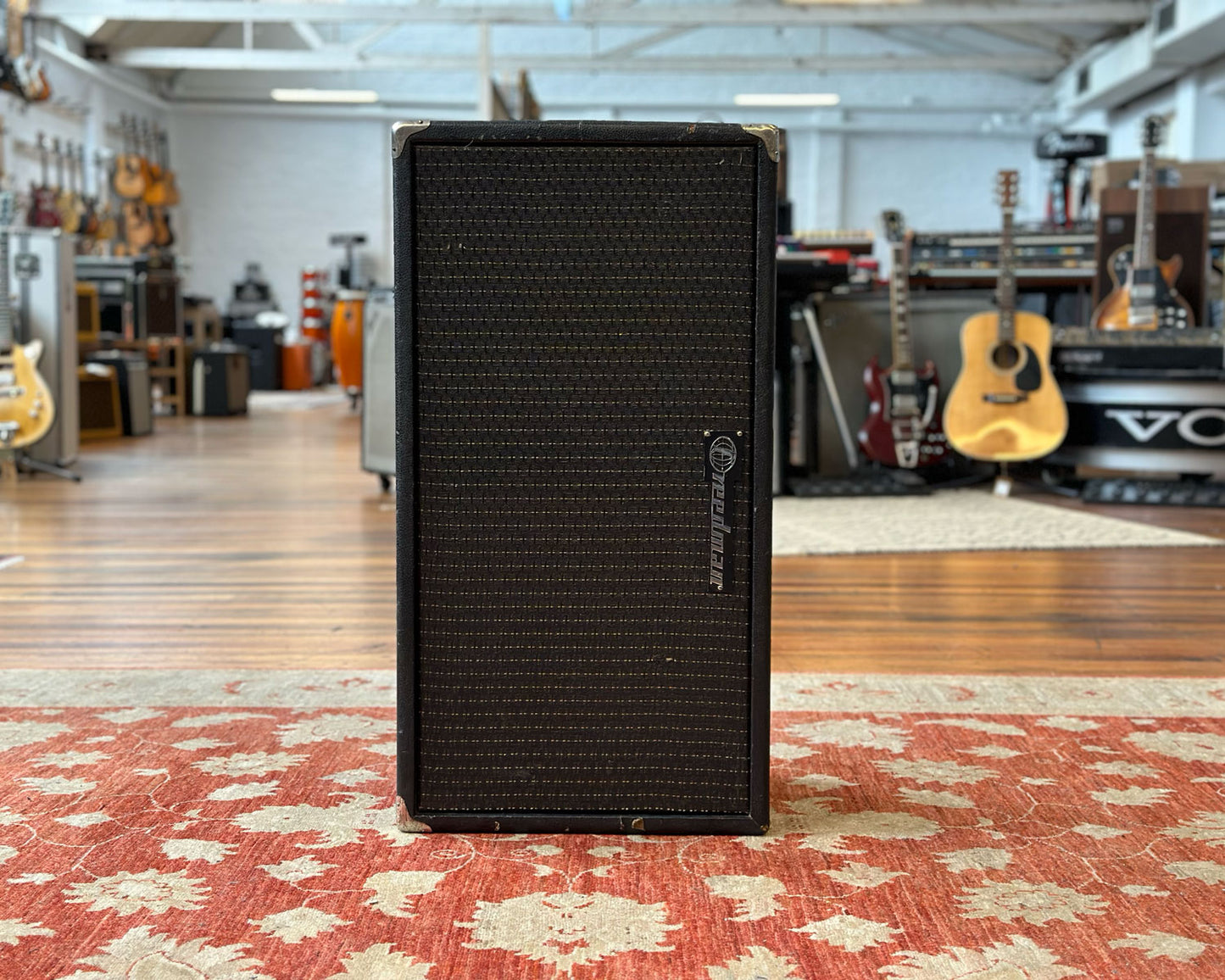Freedman 180 Watt 2x8" & 1x12" Speaker Cabinet