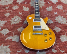 Load image into Gallery viewer, 2023 Gibson Custom Shop &#39;58 Les Paul R8 - 4.16kg w/ OHSC &amp; Paperwork
