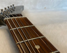 Load image into Gallery viewer, '07 Gibson Explorer - Ebony w/ OHSC