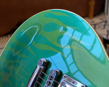 Load image into Gallery viewer, '06 Gibson Les Paul GT - Green Ghost Flame w/ OHSC