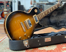 Load image into Gallery viewer, 2005 Gibson Les Paul Standard - Tobacco Sunburst w/ OHSC
