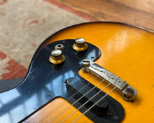 Load image into Gallery viewer, 1964 Gibson Melody Maker Double Cut