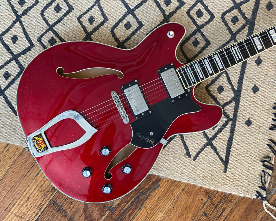 '07 Hagstrom Viking Deluxe - Red Sparkle w/ OHSC in Tweed