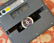 Load image into Gallery viewer, Handwired Hiwatt DR504 Custom 50 Watt 1x12" Valve Combo - Made in UK