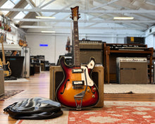 Load image into Gallery viewer, Late 60s MIJ Honey / Teisco SE-26V Hollowbody