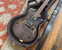 Load image into Gallery viewer, Godin Flat 5 Standard