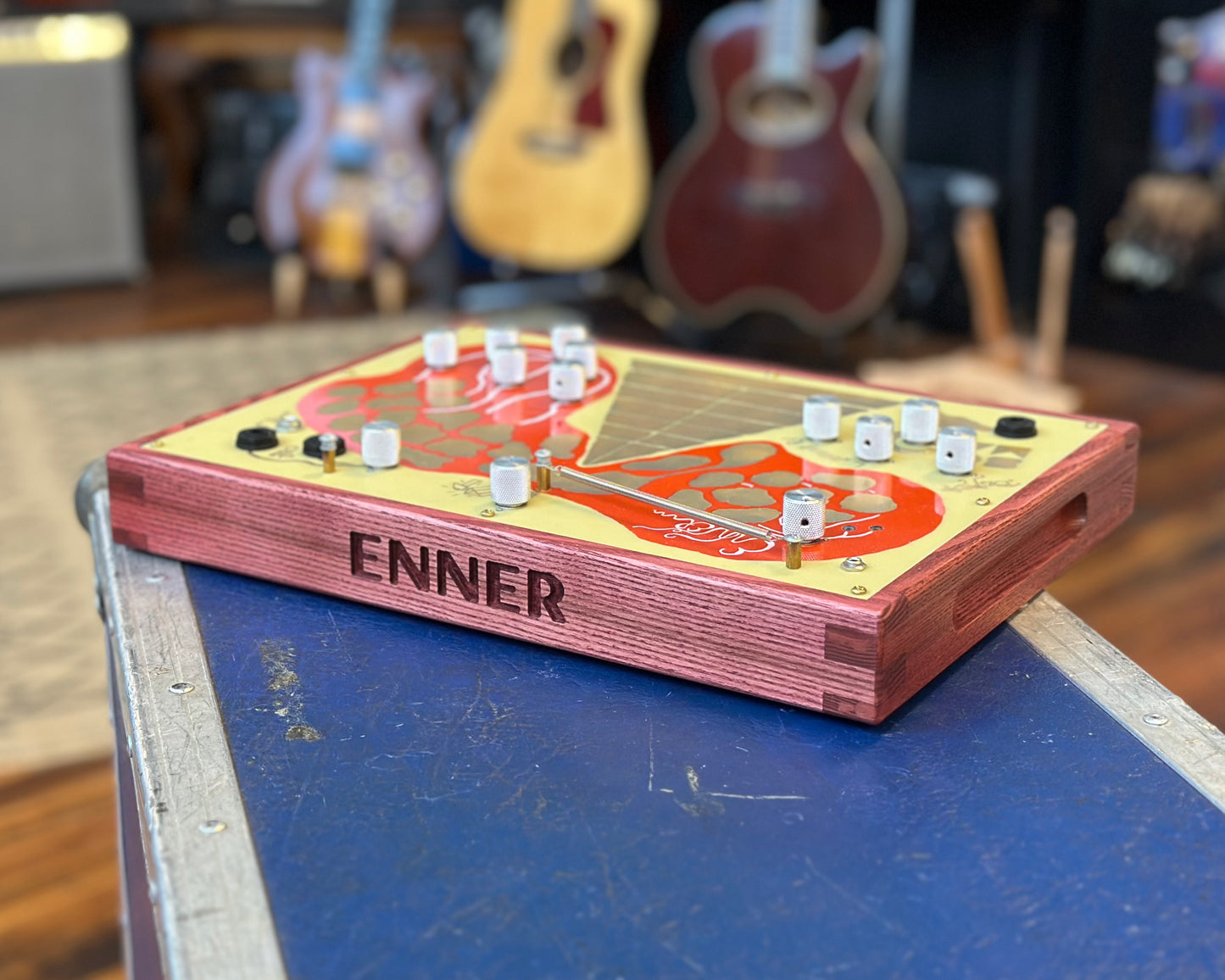 Soma Laboratory Enner - Red