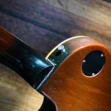 Load image into Gallery viewer, '04 Gibson Les Paul Standard - AA Top w/ OHSC - Loaded with Burstbucker Pro