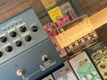 Load image into Gallery viewer, YAMAHA UD-Stomp Modulation Delay